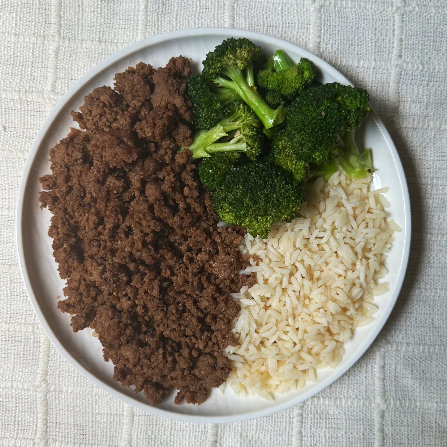 ESSENTIALS: Local Ground Beef, White Rice and Roasted Broccoli (GF)